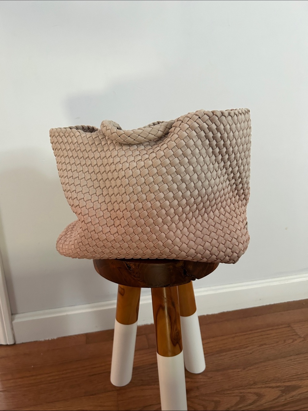 NAGHEDI woven tote bag in Blush Pink and Sand ombré
